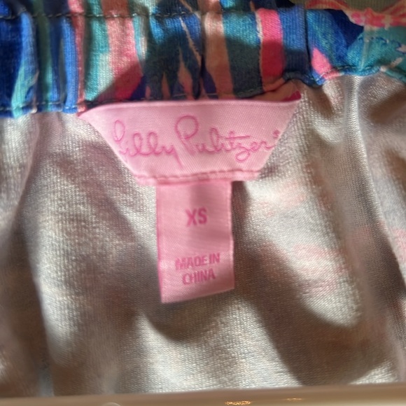 Lilly Pulitzer Romper - Picture 4 of 6